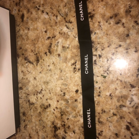 Authentic Chanel box and 1ft of Chanel logo ribbon - Picture 2 of 2